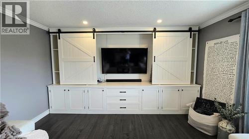 101 Lang Crescent, Kitchener, ON - Indoor