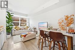 1787 ST CLAIR Avenue W Unit# 208 Toronto, ON M6N 0B7