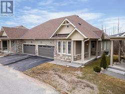 68 KARI CRESCENT Collingwood, ON L9Y 0Z7