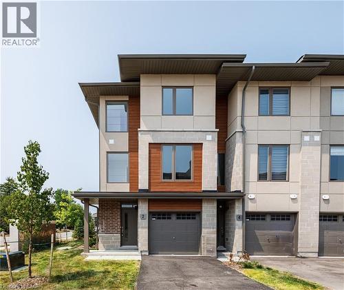 2 WINTERS Crescent  Collingwood, ON L9Y 5T1