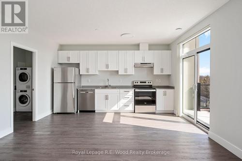 62 First Street, Tillsonburg, ON - Indoor Photo Showing Kitchen