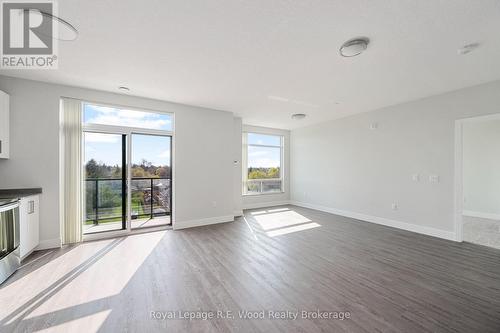 62 First Street, Tillsonburg, ON - Indoor