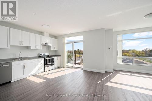 62 First Street, Tillsonburg, ON - Indoor Photo Showing Kitchen