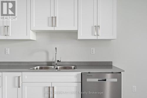 62 First Street, Tillsonburg, ON - Indoor Photo Showing Kitchen With Double Sink