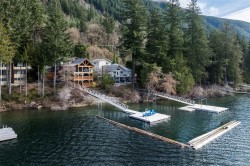 9646 Creekside Dr Youbou, BC V0R 3E1