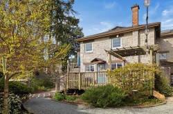 5165 Cordova Bay Rd Saanich, BC V8Y 2K7