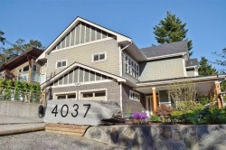 4037 Nelthorpe St Saanich, BC V8X 2A2