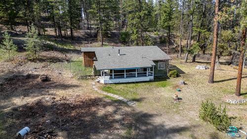 3525 Mathews Road, Kelowna, BC - Outdoor