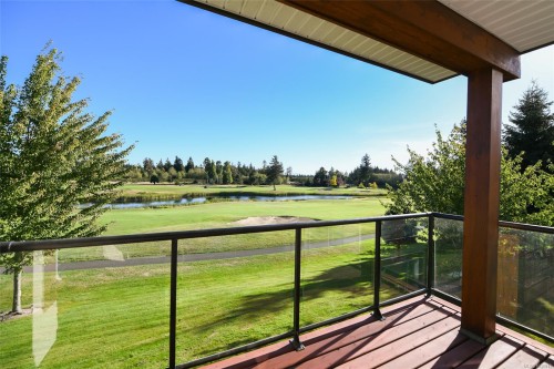 224-3666 Royal Vista Way  Courtenay, BC V9N 9X8
