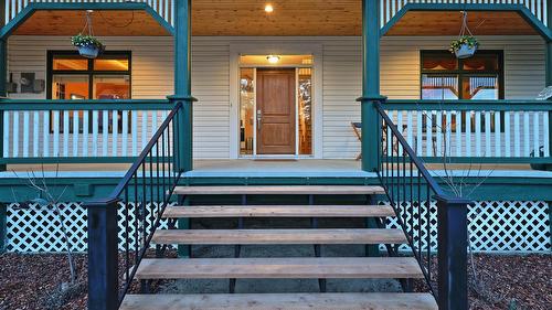 5312 Kennedy Road, Cranbrook, BC - Outdoor With Deck Patio Veranda