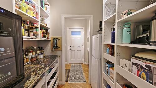 181 The Whins, Cranbrook, BC - Indoor Photo Showing Other Room