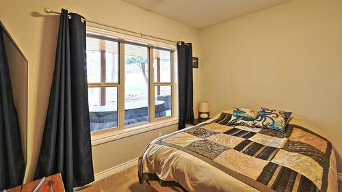 181 The Whins, Cranbrook, BC - Indoor Photo Showing Bedroom