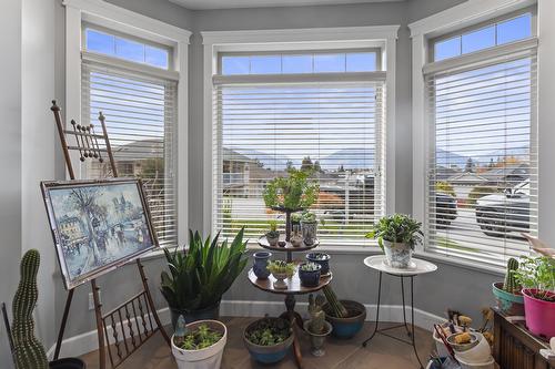 18-420 20Th Avenue, Creston, BC - Indoor