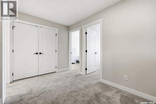 4736 Buckingham Drive E, Regina, SK - Indoor Photo Showing Other Room