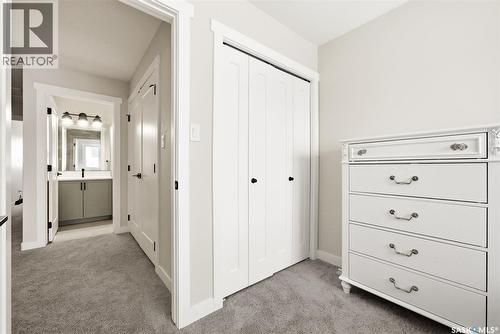 4736 Buckingham Drive E, Regina, SK - Indoor