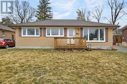 578 HILLSIDE STREET Peterborough (Northcrest Ward 5), ON K9H 5N6