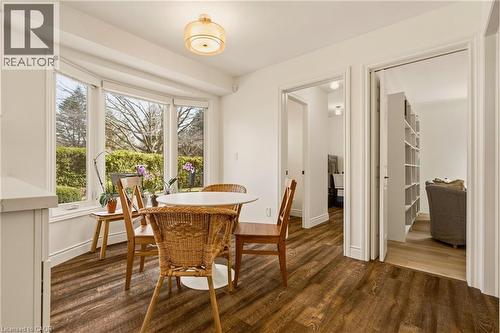 3 Postans Path, Ancaster, ON - Indoor Photo Showing Dining Room