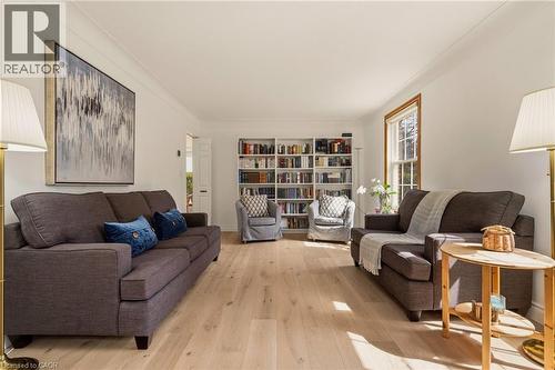 3 Postans Path, Ancaster, ON - Indoor Photo Showing Living Room