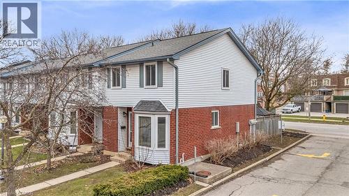 219 KINGSWOOD Drive Unit# 52  Kitchener, ON N2E 3J5