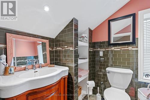 85 Cambria Road N, Goderich (Goderich (Town)), ON - Indoor Photo Showing Bathroom