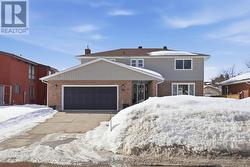 86 Country Club PL Sault Ste. Marie, ON P6A 6C9