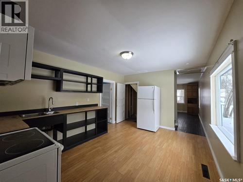 309 3Rd Street W, Wilkie, SK - Indoor