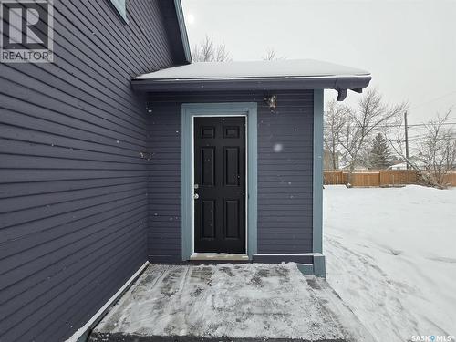 309 3Rd Street W, Wilkie, SK - Outdoor With Exterior