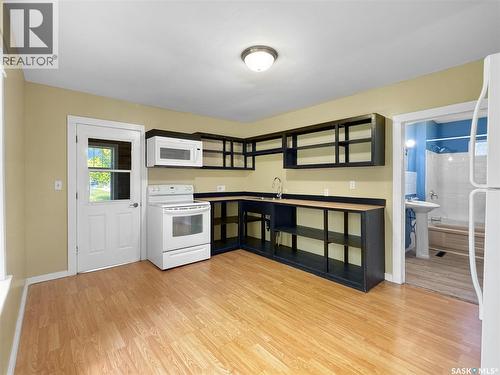 309 3Rd Street W, Wilkie, SK 