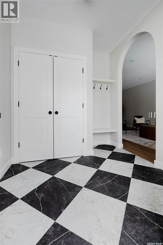 2808 Fleury Street, Regina, SK - Indoor