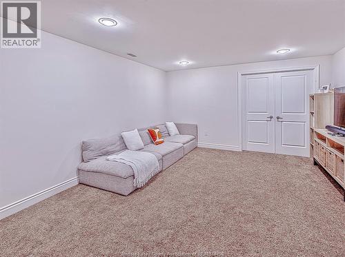 2554 Olive, Windsor, ON - Indoor Photo Showing Other Room