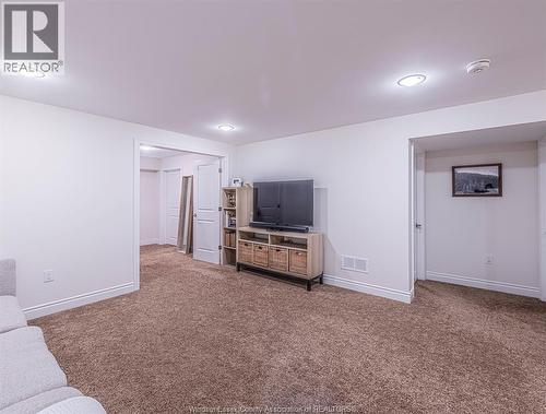 2554 Olive, Windsor, ON - Indoor