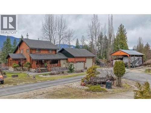 1495 6 Highway  Nakusp, BC V0G 1R1