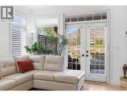 Access to back patio - 