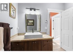 3-piece main bath - 