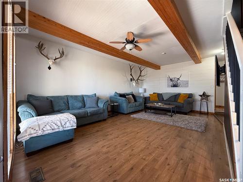 103 1St Street E, Frontier, SK - Indoor