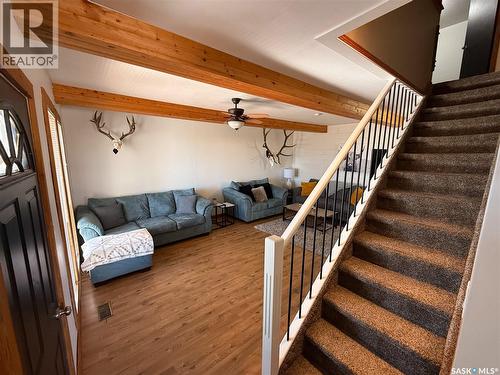 103 1St Street E, Frontier, SK - Indoor Photo Showing Other Room