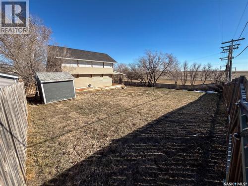 103 1St Street E, Frontier, SK - Outdoor