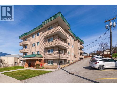 914 Vancouver Street Unit# 403, Creston, BC - Outdoor