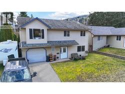 644 8th Street Castlegar, BC V1N 4X1