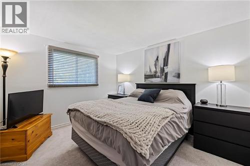 8 Gerrick Court, Hamilton, ON - Indoor Photo Showing Bedroom