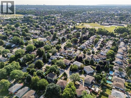 8 Gerrick Court, Hamilton, ON - Outdoor With View