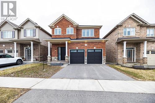 10 MOSES CRESCENT  Clarington, ON L1C 0T7