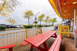 15491 MARINE DRIVE White Rock, BC V4B 1C9