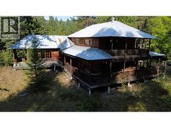 7467 ST THOMAS Road Winlaw, BC V0G 2J0