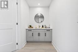 Second Level - Bathroom - 