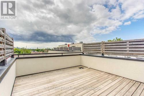 51A Burnaby Boulevard, Toronto, ON - Outdoor