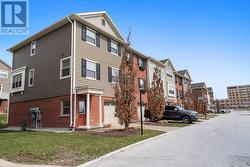 52 - 3025 SINGLETON AVENUE London South, ON N6L 0E6