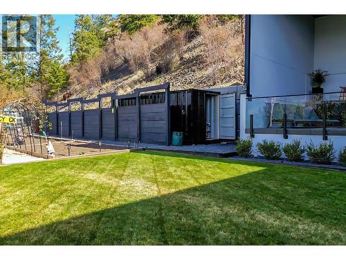 2875 Shayler Road, Kelowna, BC - Indoor