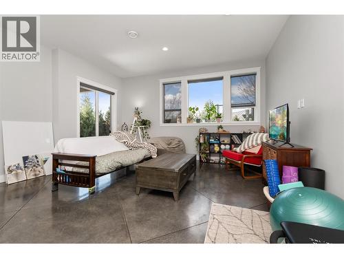 2875 Shayler Road, Kelowna, BC - Indoor