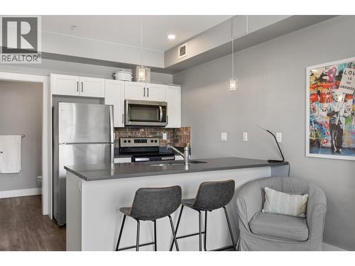 280 Tranquille Road Unit# 312, Kamloops, BC - Indoor Photo Showing Kitchen With Stainless Steel Kitchen With Double Sink